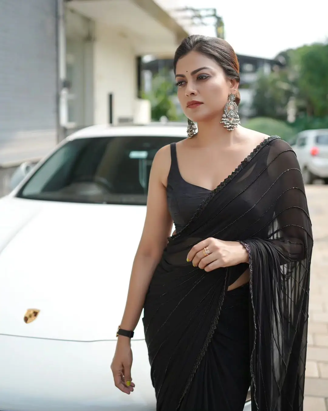 Malayalam Actress Anusree Nair Photos in Black Saree Sleeveless Blouse